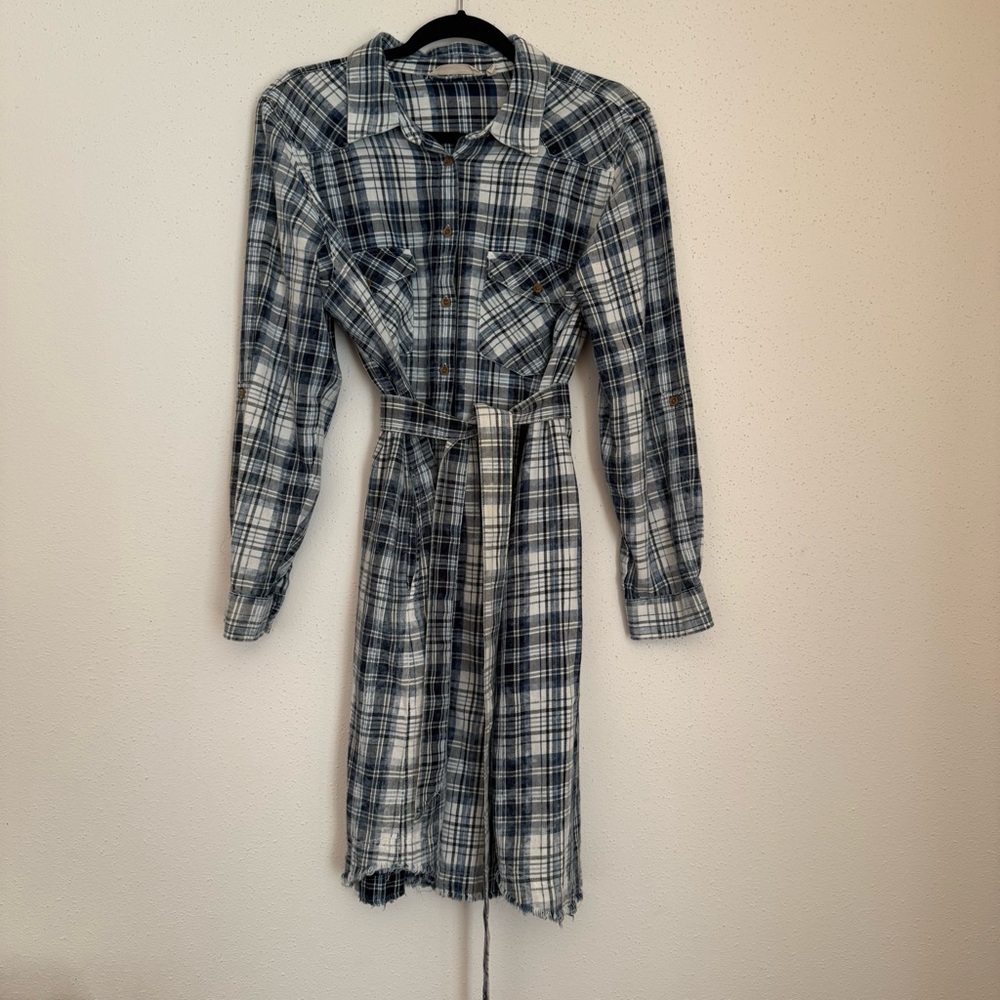 Soft Surrounding Checkered Longsleeve Button Down Belted Dress Size Large